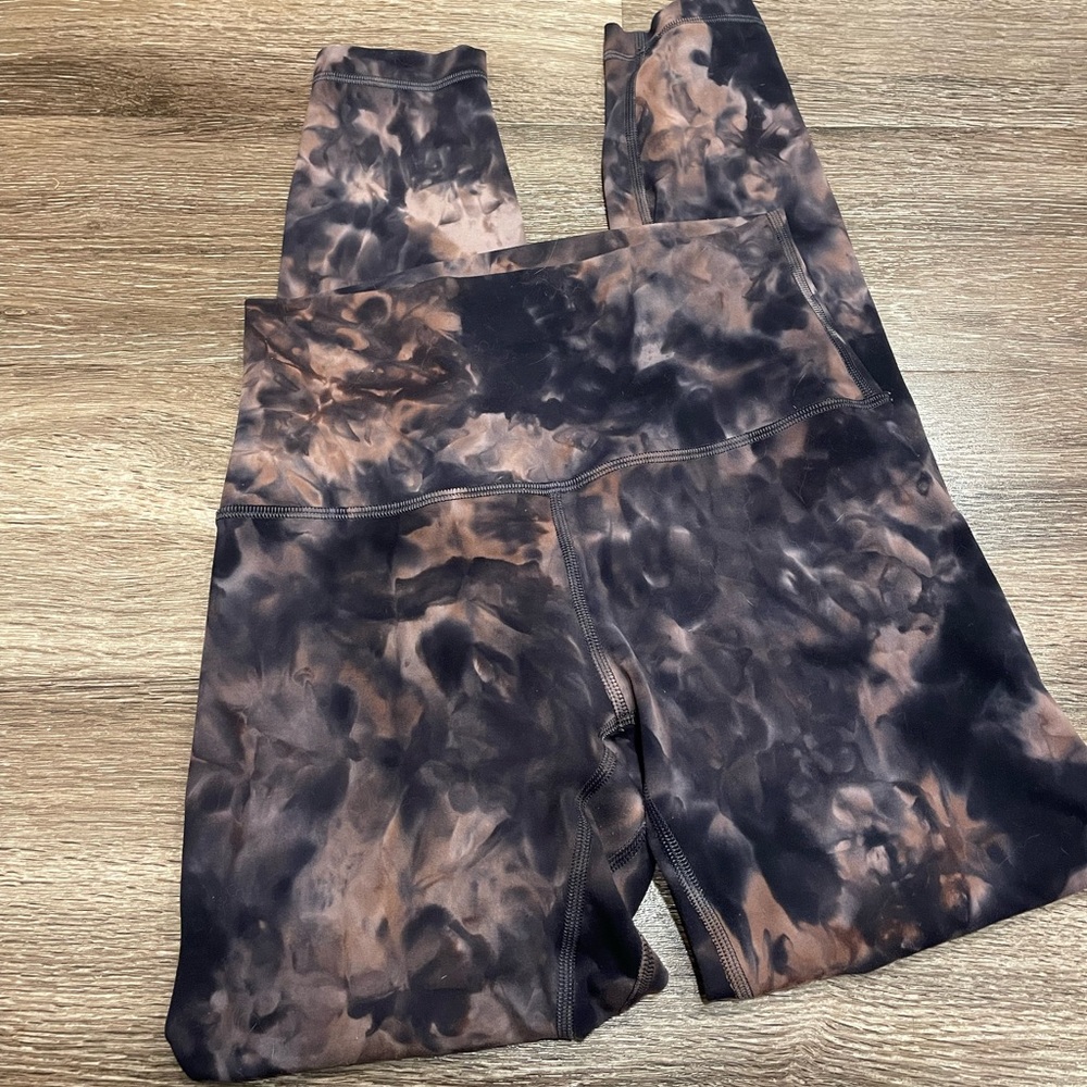 Lululemon tie dye align 25 inch leggings